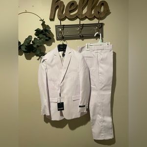 TAZIO. Boys suit. Size 10. White